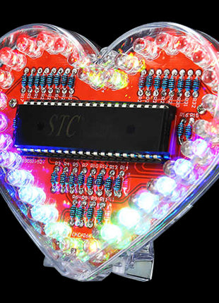 Kit electrónico DIY con luces LED en forma de corazón y efecto de flujo, 32 luces LED coloridas, kit de práctica de soldadura DIY, alimentado por batería